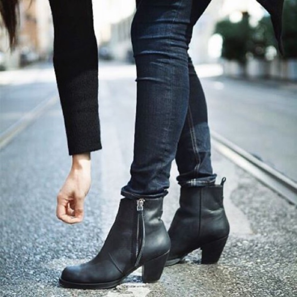 Acne Pistol Boots Size 6